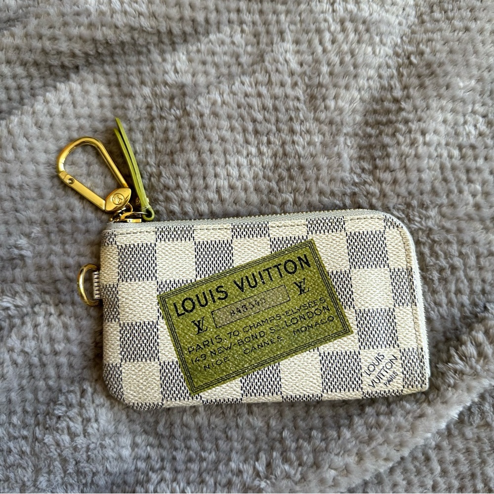 ❌SOLD❌ louis vuitton LV damier azur complice trunks and bags key pouch